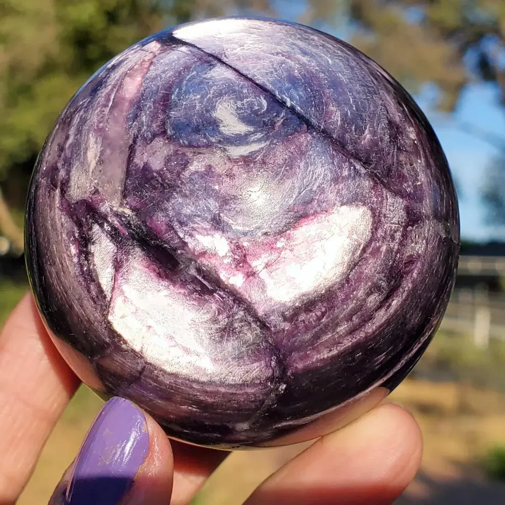 Brazilian Purple Mica with INCREDIBLE Double-Sided Flash Crystal Sphere 378 Gra